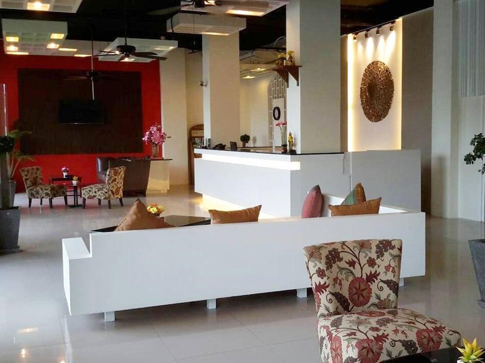 Malin Patong Hotel Екстер'єр фото