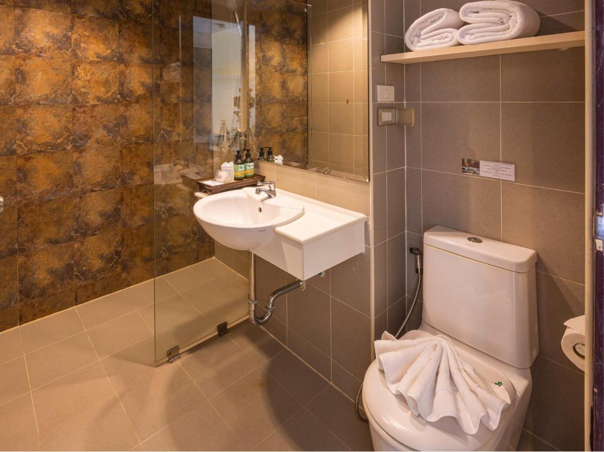 Malin Patong Hotel Екстер'єр фото